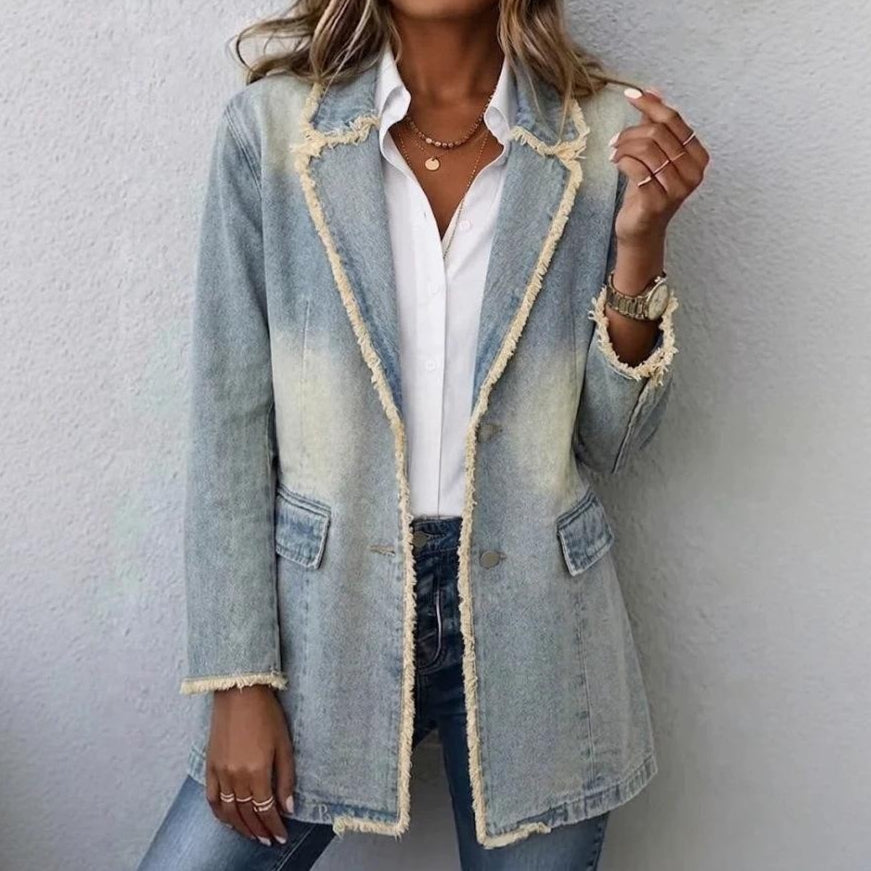 Women’s Vintage-Inspired Denim Jacket